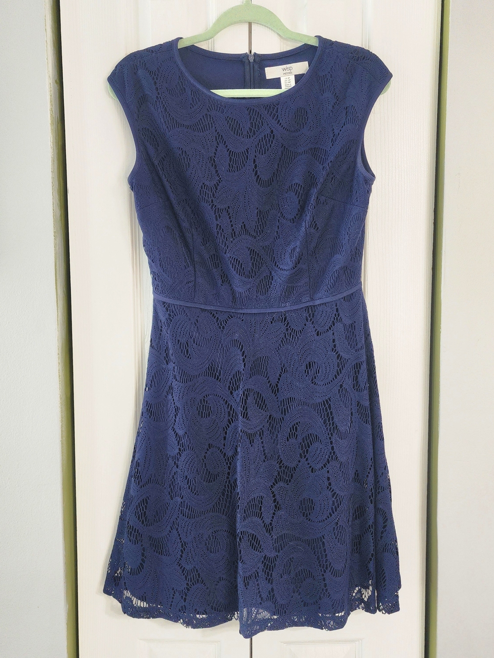 Romantic Classic Navy Lace Midi Fit-and-Flare Dress Size 8P